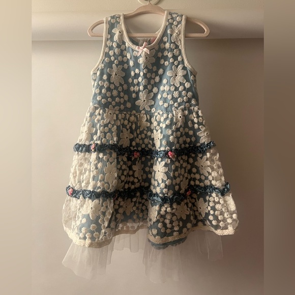 Lipstik Girls Dress. Beautiful Blue & White dress. Size 3T. - Picture 2 of 6